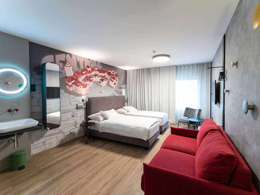 Ibis Styles Centre Hotel 3*