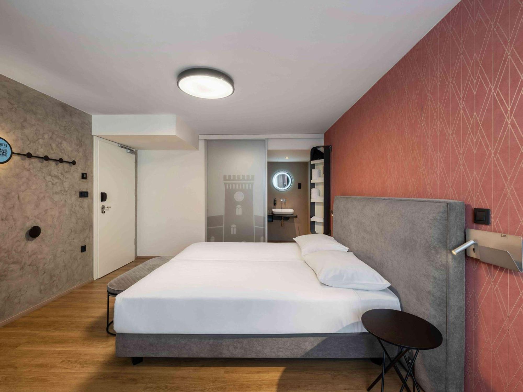 Ibis Styles Centre 3* Ljubljana