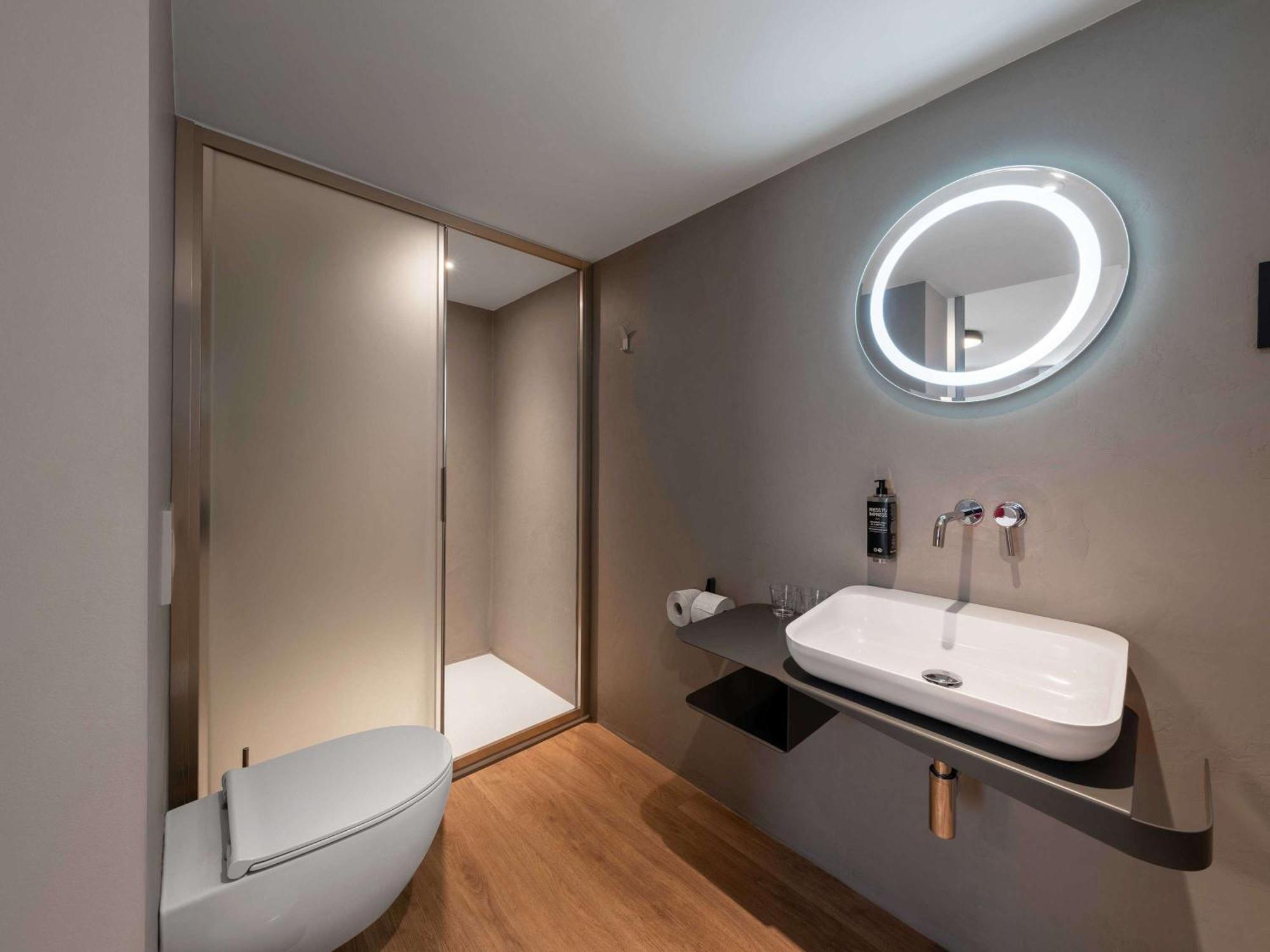Ibis Styles Centre Hotel 3*